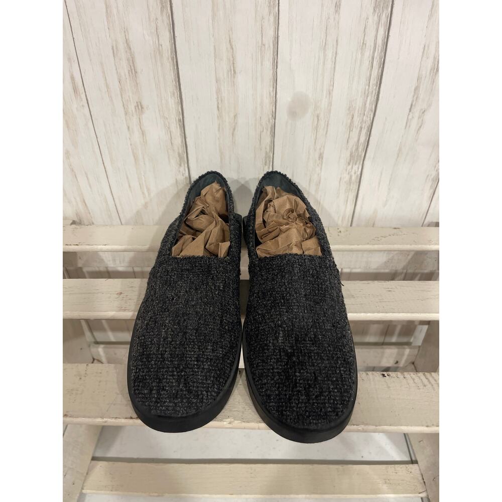 Joan Helpers Wool-Blend Flats – Size 8.5 – Never Worn